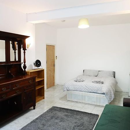 Large Spacious Property In Zone 2 ลอนดอน ภายนอก รูปภาพ